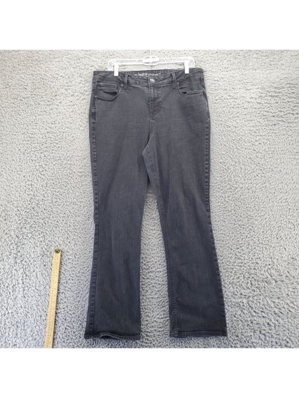Maurices Jeans Womens 16 Black Stretch Denim Straight Leg *Read*